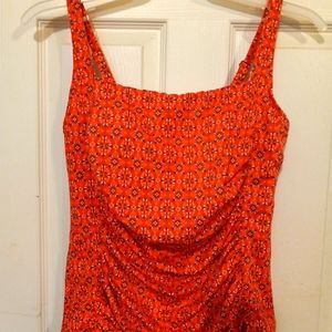 L.L. Bean Slimming Swim Top size 16 Womens Plus Coral Orange Flowered Swimsuit